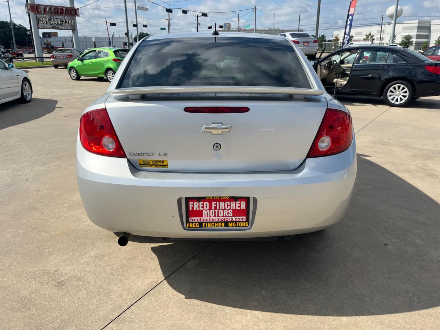 2009 SILVER /black Chevrolet Cobalt LS Sedan (1G1AS58H697) with an 2.2L L4 DOHC 16V engine, 4-Speed Automatic Overdrive transmission, located at 14700 Tomball Parkway 249, Houston, TX, 77086, (281) 444-2200, 29.928619, -95.504074 - Photo#5
